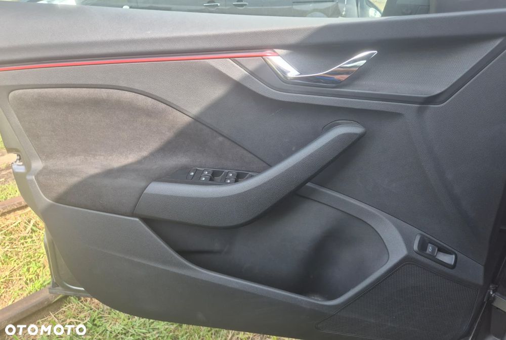 Skoda Kamiq 1.0 TSI Style DSG - 8