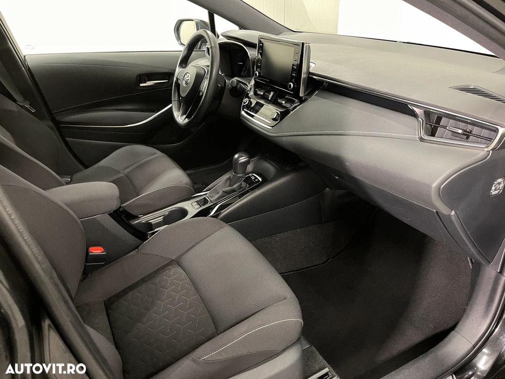 Toyota Corolla 1.8 Hybrid Comfort - 10