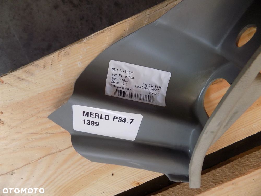 Merlo P 34.7 plastik panel osłona wnetrza kabiny - 4