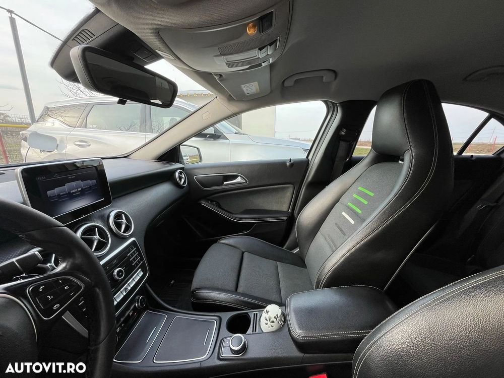 MERCEDES-BENZ A-Class 2018 — imagine 3