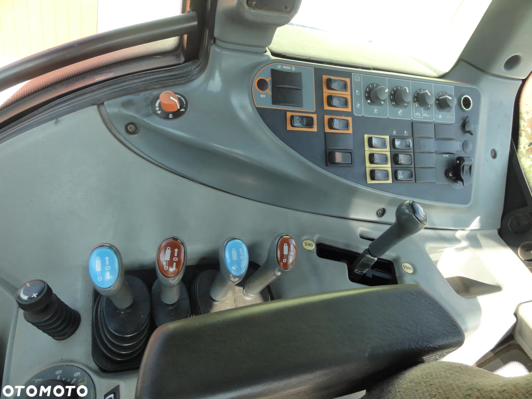 Valtra N121 - 8