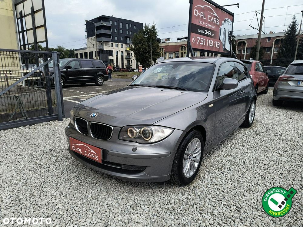 BMW Seria 1 118d Sport Line - 2