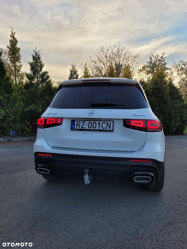 Mercedes-Benz GLB 250 4-Matic AMG Line 8G-DCT - 6