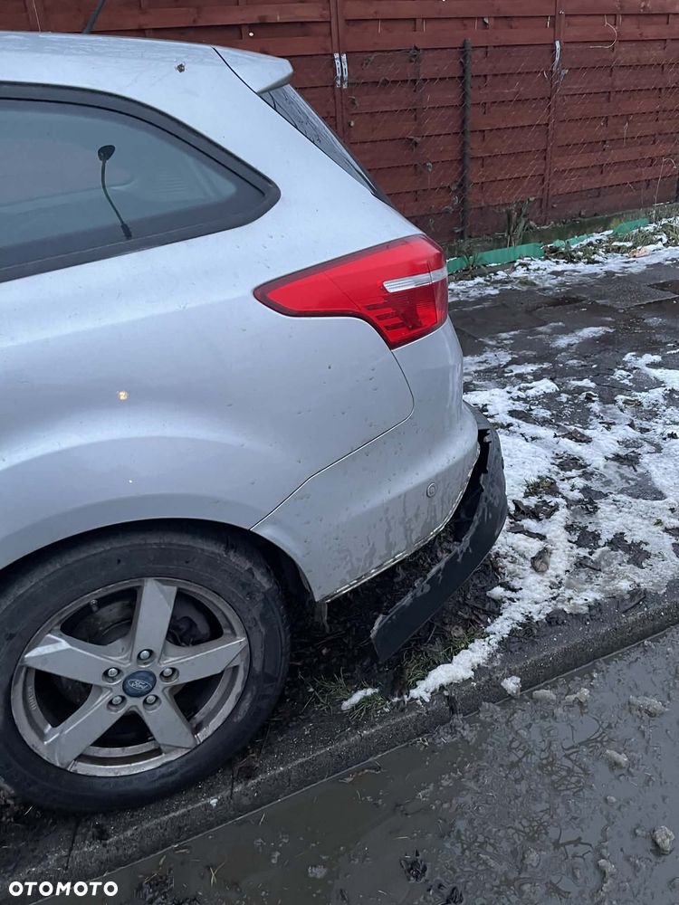 Ford Focus 1.5 EcoBoost Trend ASS - 6