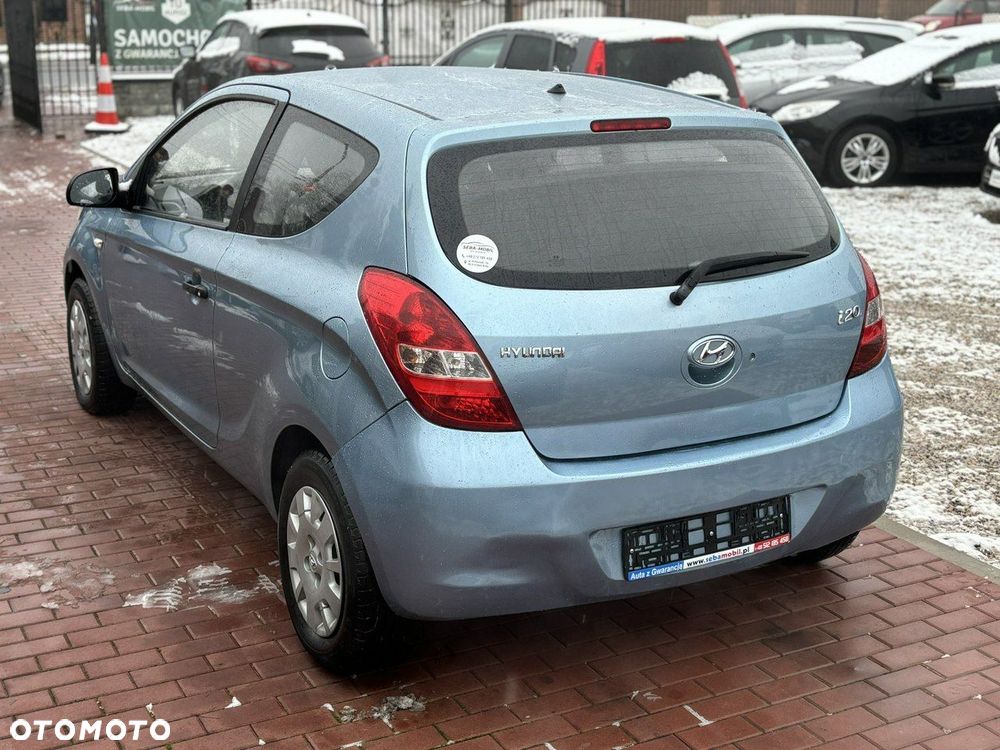 Hyundai i20 - 11