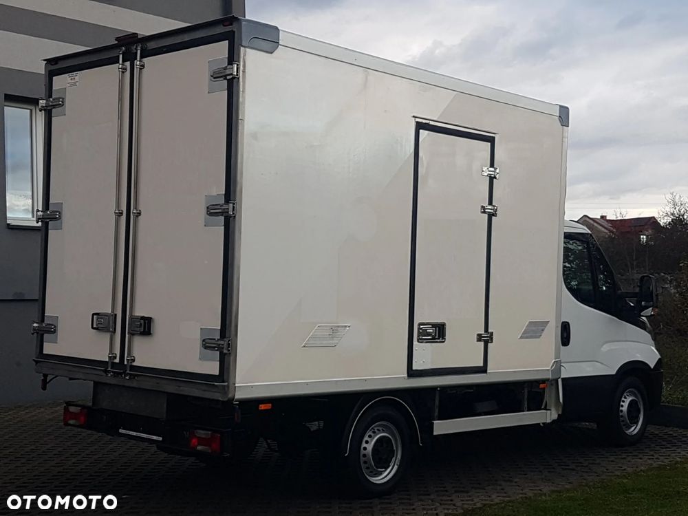 Iveco DAILY 6EP CHŁODNIA MROŹNIA IZOTERMA AGREGAT THERMO KING V-200 MAX GRZANIE 3,41x2,09x2,10 - 4
