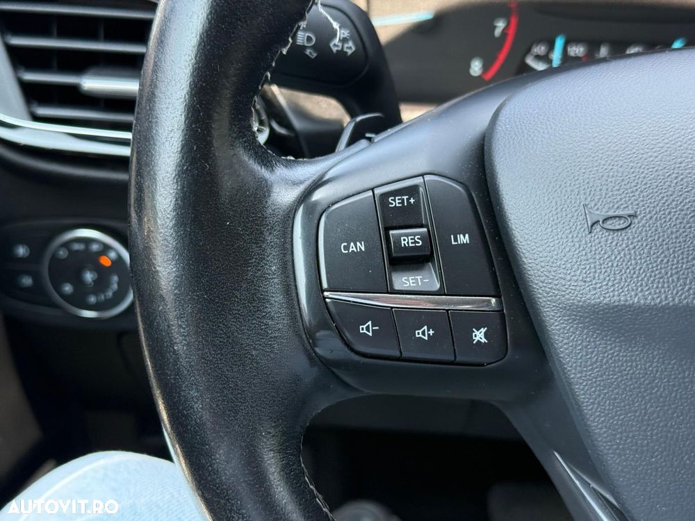 Ford Fiesta 1.0 EcoBoost Powershift ST Line - 17