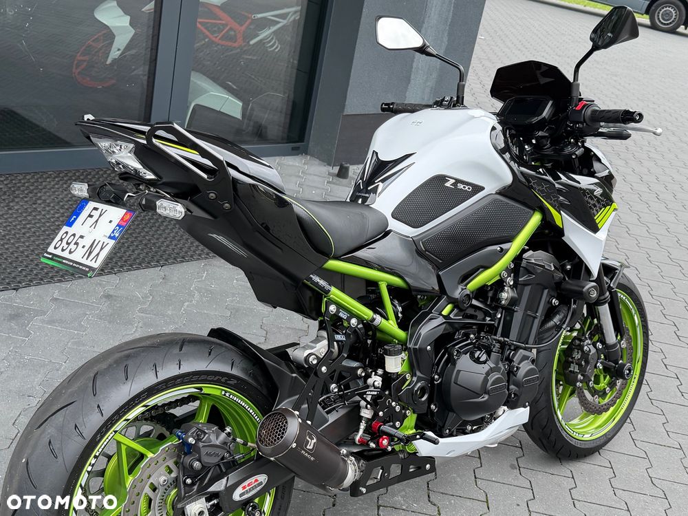 Kawasaki Z 900 - 6