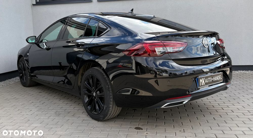 Opel Insignia - 4