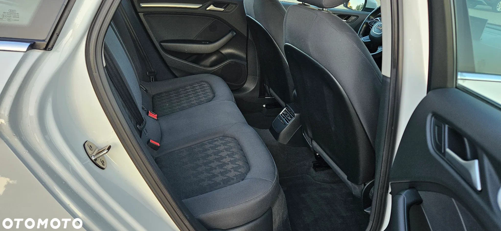 Audi A3 1.4 TFSI Limousine Attraction - 9