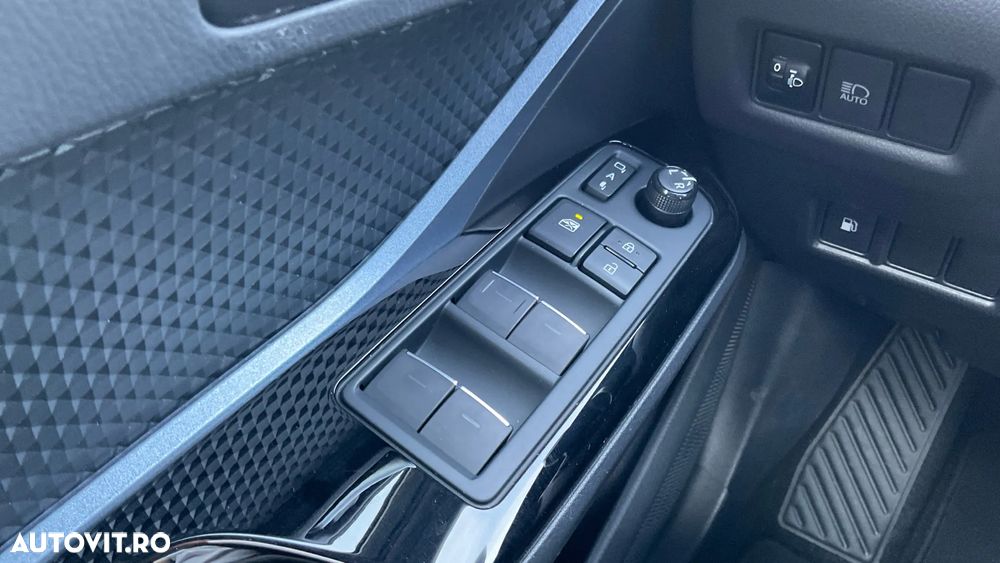 Toyota C-HR 2.0 HSD 184 CP 4x2 CVT C-ult - 32