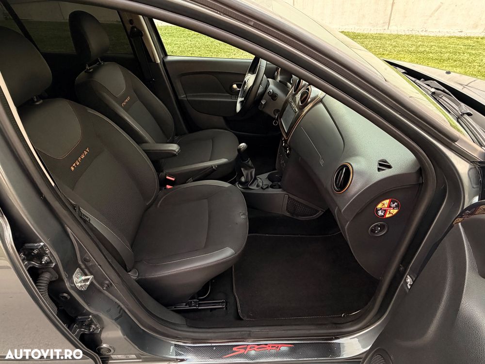 Dacia Logan Stepway 0.9 TCe - 19