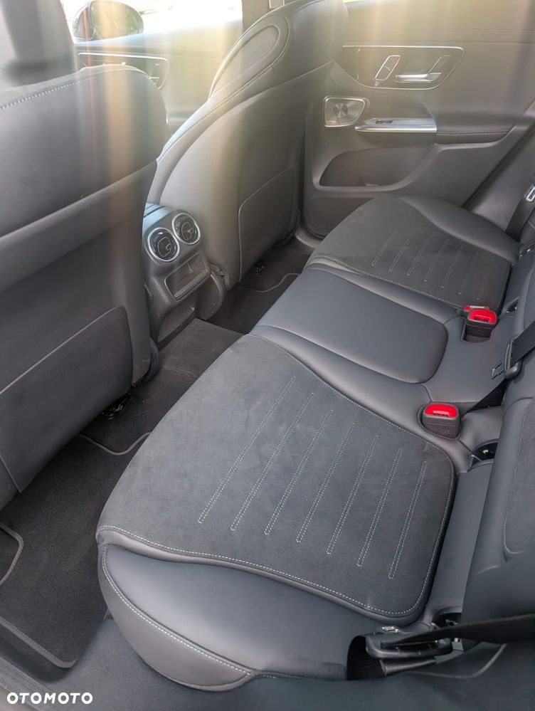 Mercedes-Benz GLC 200 mHEV 4-Matic AMG Line - 23