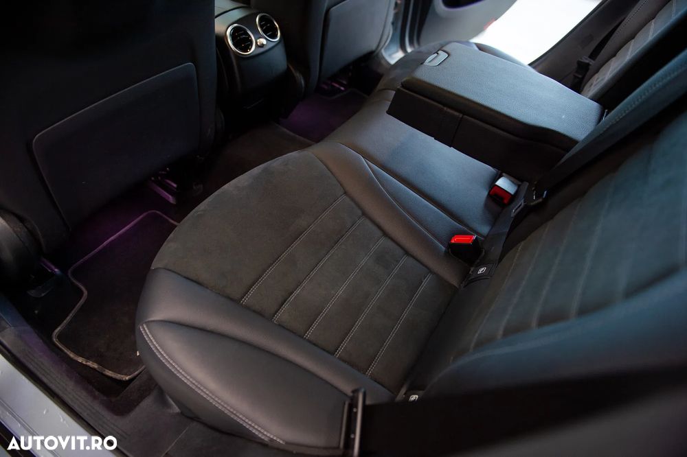 Mercedes-Benz GLC Coupe 300 e 4MATIC - 33