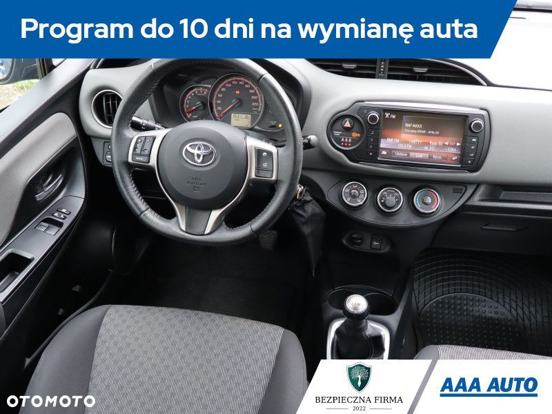 Toyota Yaris - 8