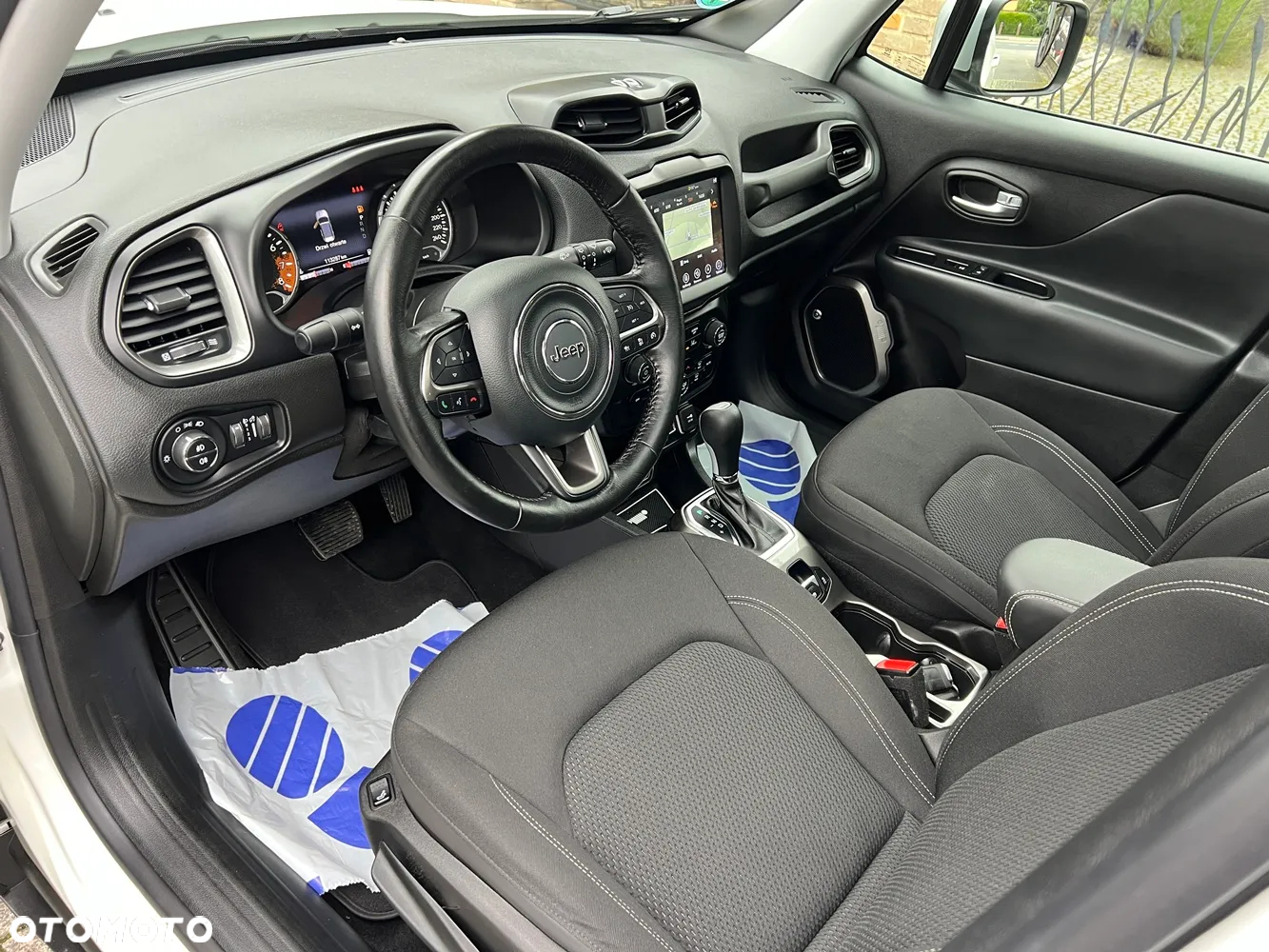 Jeep Renegade - 19