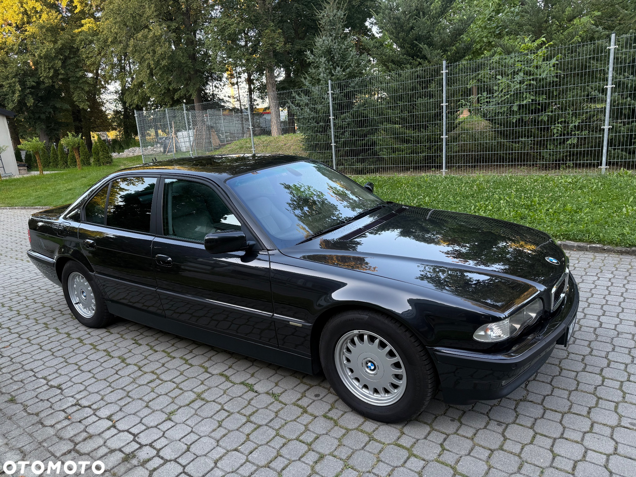 BMW Seria 7 750i - 30