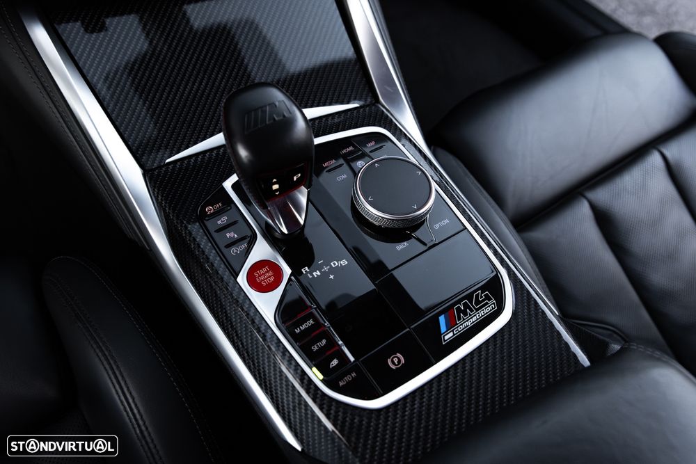 BMW M4 Competition xDrive - 34