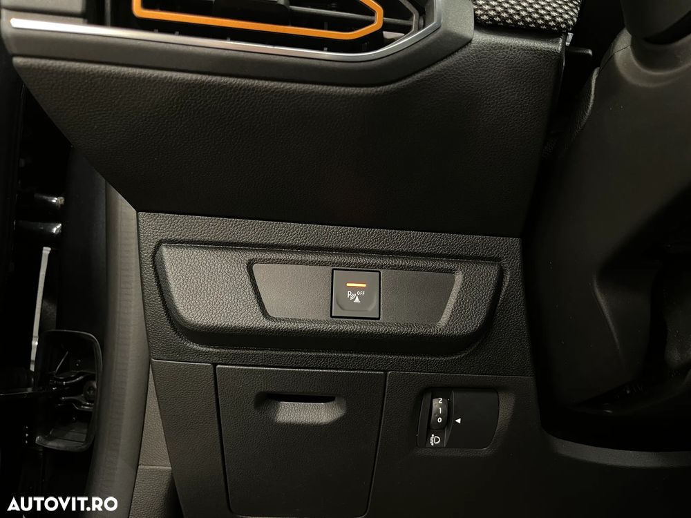 Dacia Sandero Stepway TCe 90 MT6 Comfort - 19