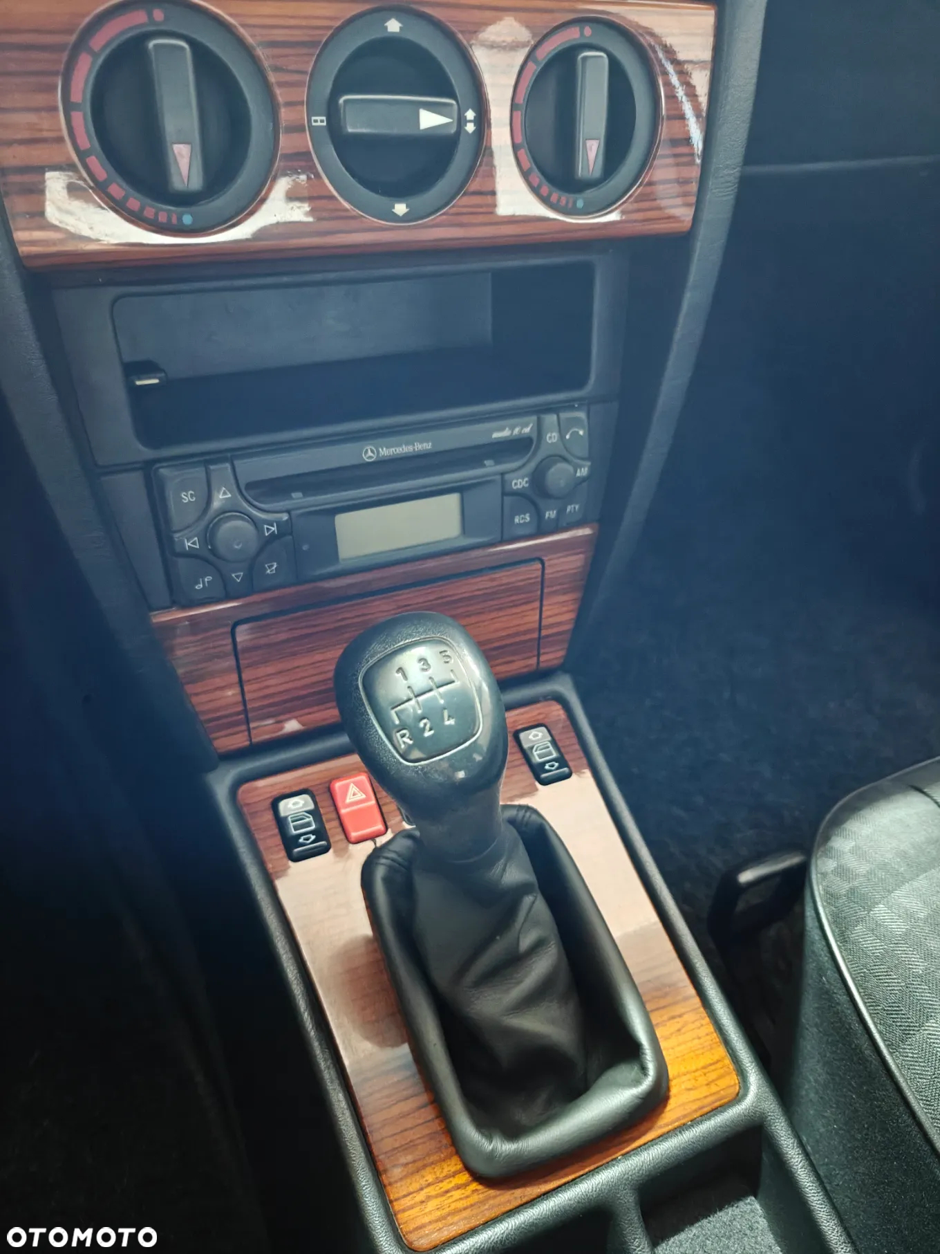 Mercedes-Benz W201 (190) - 14