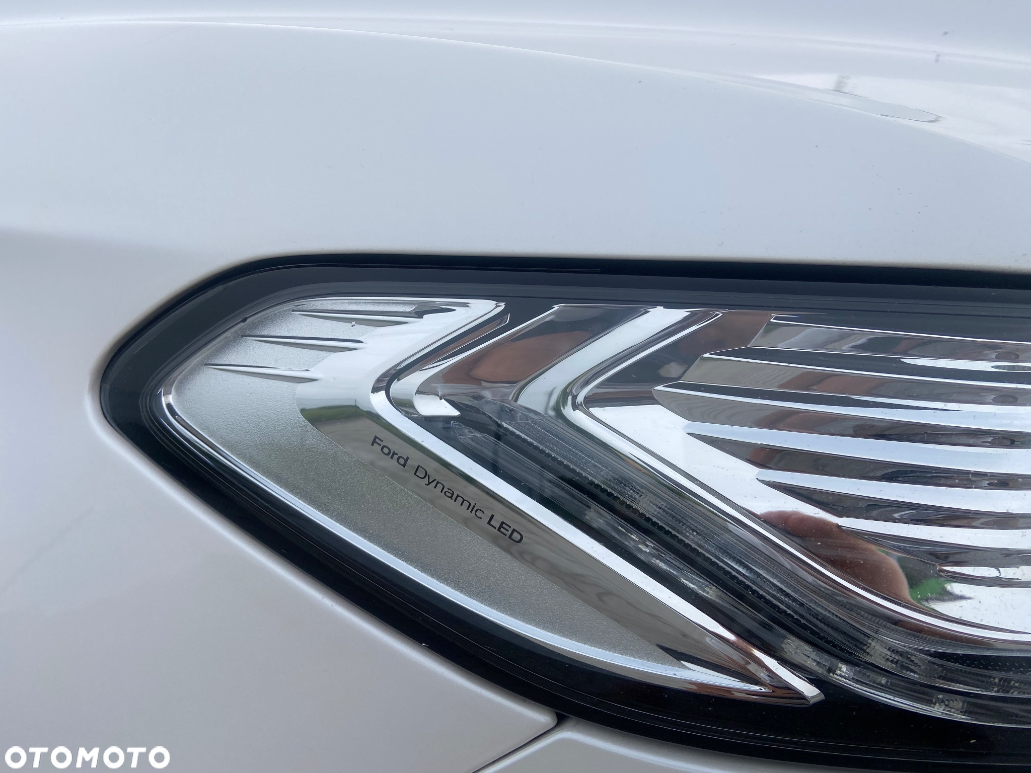 Ford Mondeo Vignale 2.0 TDCi PowerShift - 12