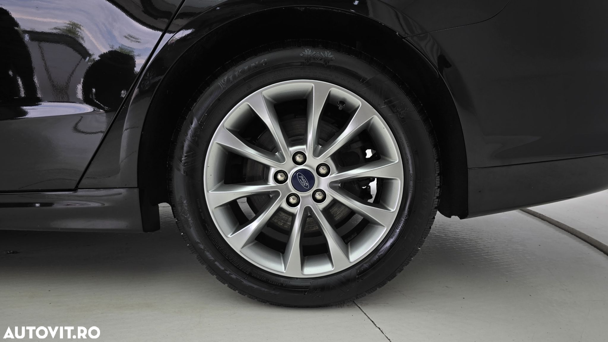 Ford Mondeo - 22