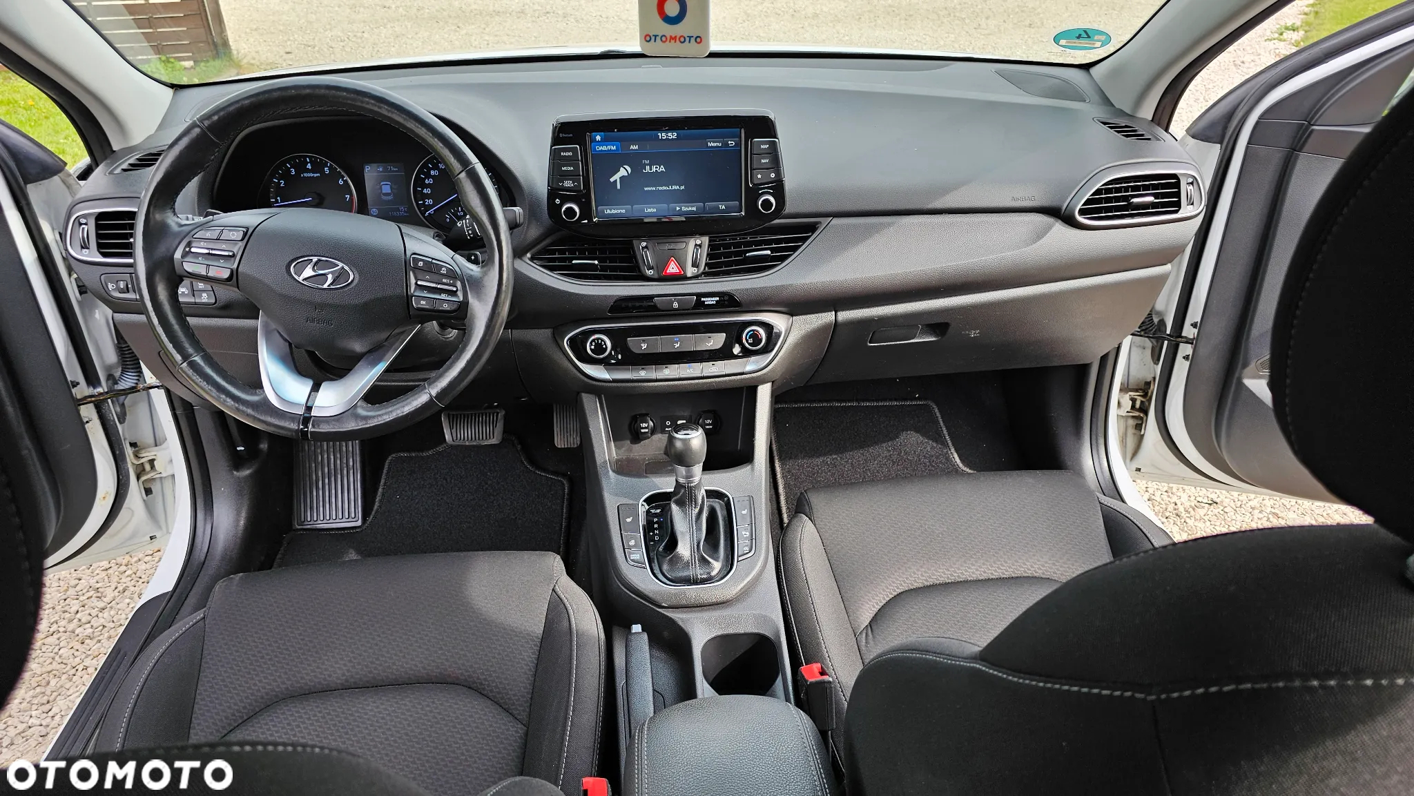 Hyundai i30 1.4 T-GDI DCT Fastback Premium - 11