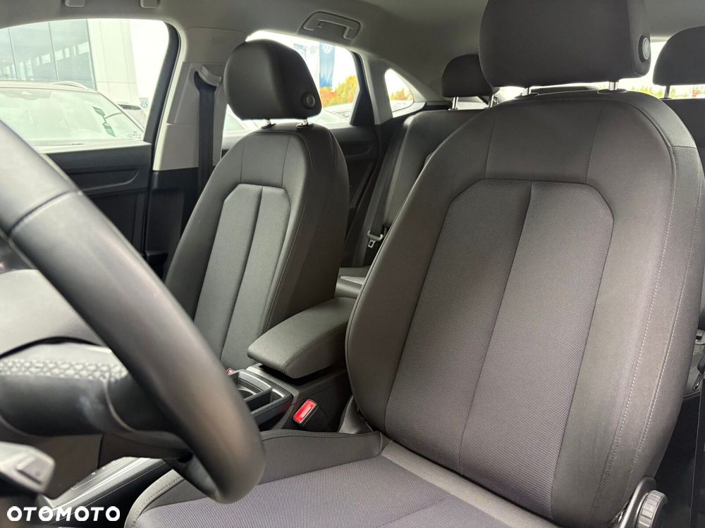 Audi Q3 Sportback - 13
