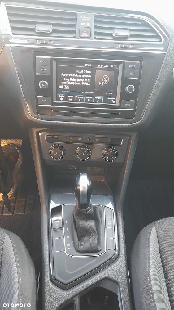 Volkswagen Tiguan - 8
