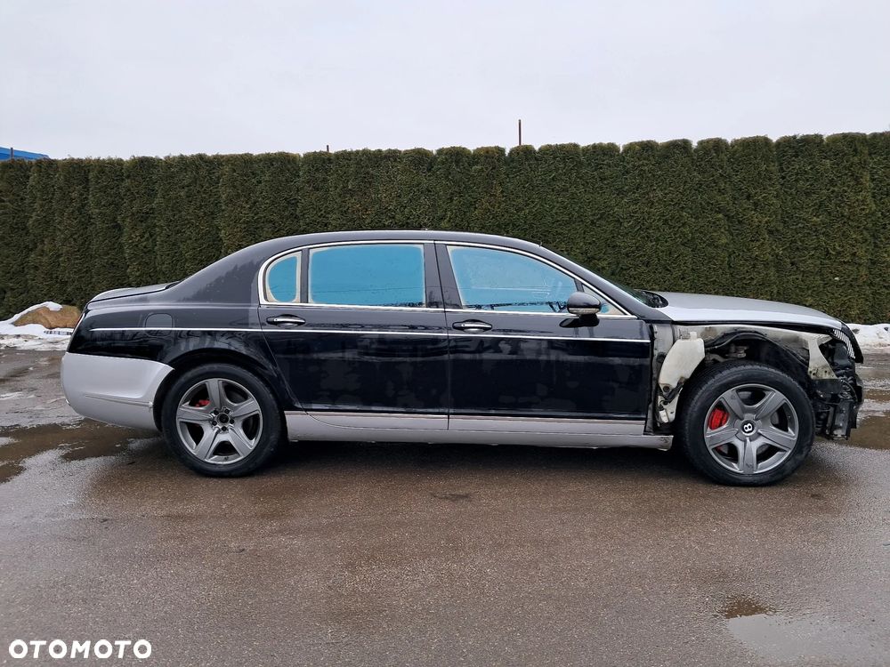 Bentley Continental GT - 17