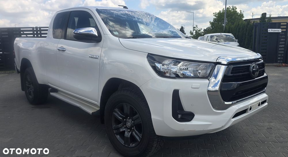 Toyota Hilux 4x4 Extra Cab Duty Comfort - 32