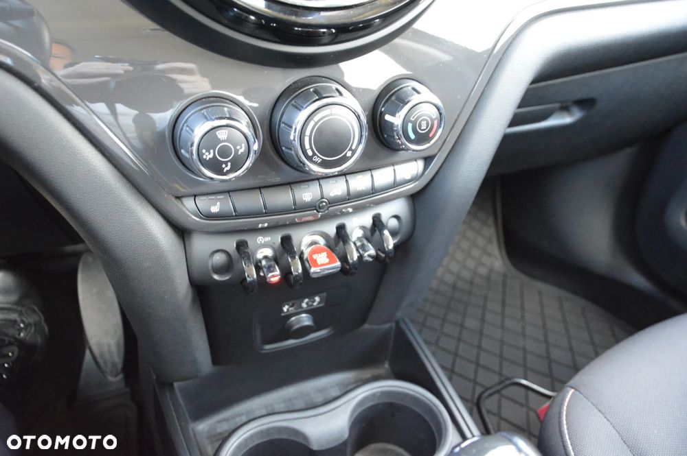 MINI Countryman Cooper D ALL4 - 20
