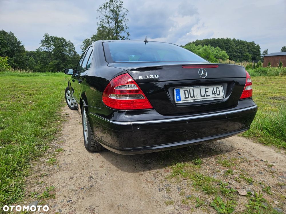 Mercedes-Benz Klasa E 320 Avantgarde - 8