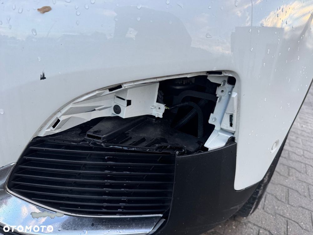 Peugeot 3008 PureTech 130 Stop & Start GPF Allure - 23