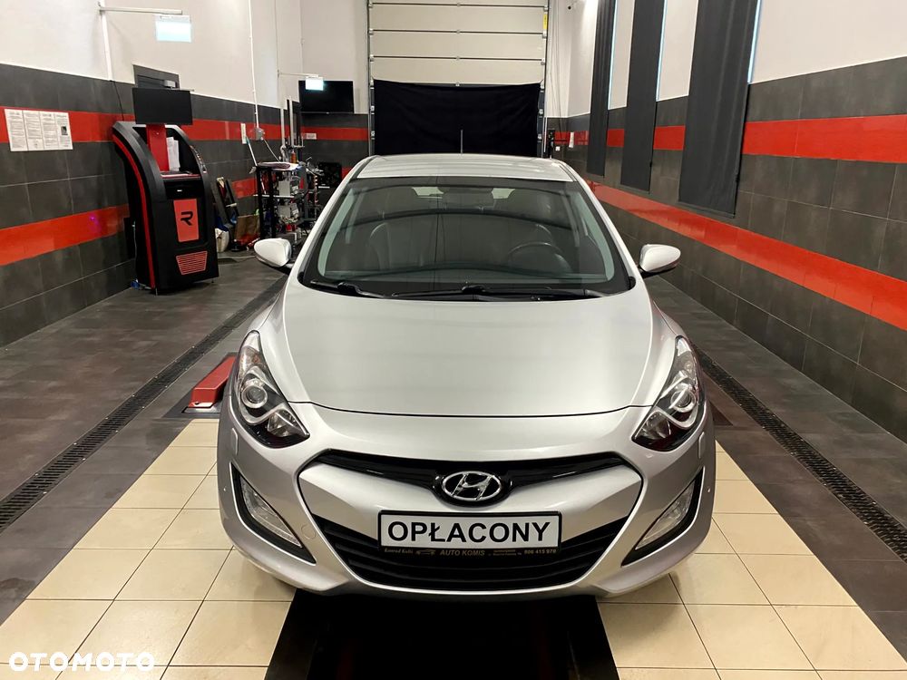 Hyundai i30 1.6 GDI Classic + - 4