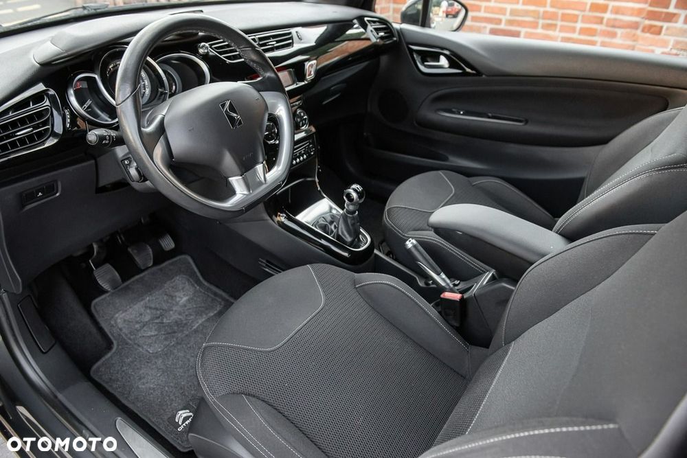 Citroën DS3 VTi 120 SoChic - 5