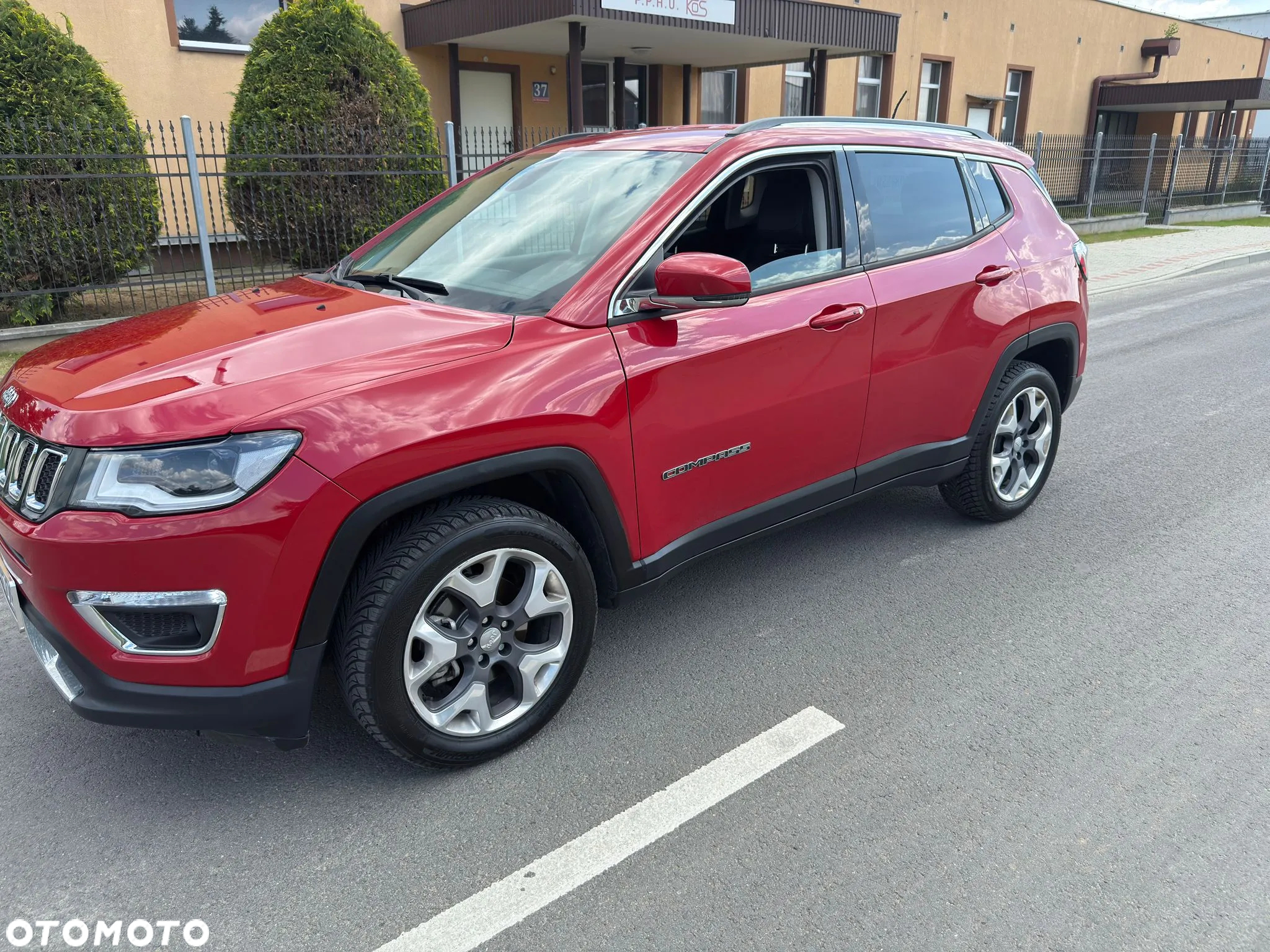 Jeep Compass - 16