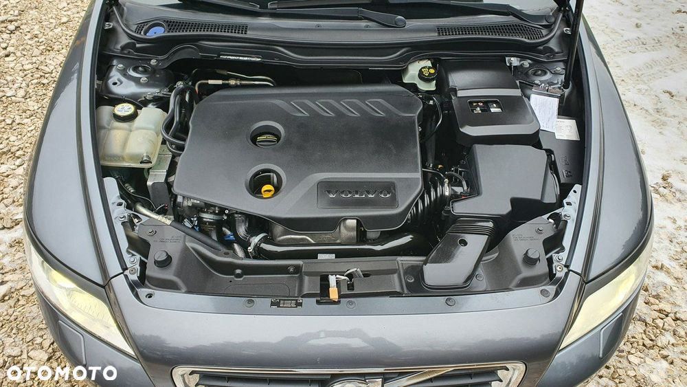 Volvo V50 - 32