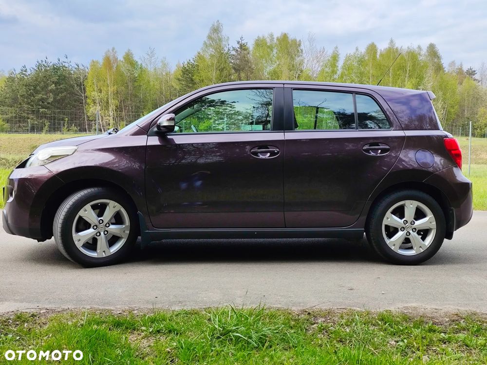 Toyota Urban Cruiser 1.33 Sol - 3