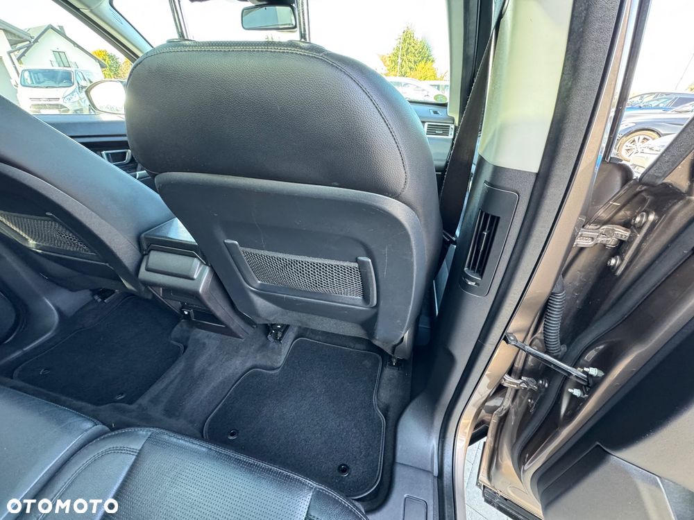 Land Rover Discovery Sport - 23