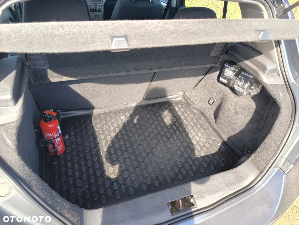 Opel Astra - 4