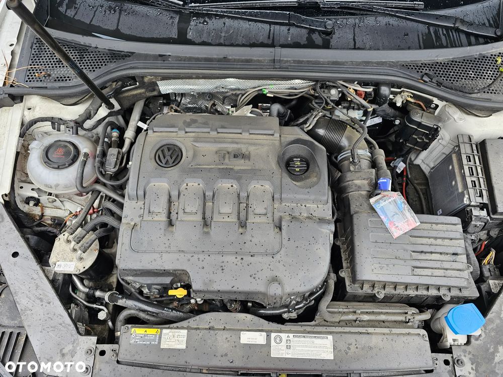Volkswagen Passat 2.0 TDI BMT 4Mot Highline DSG - 15