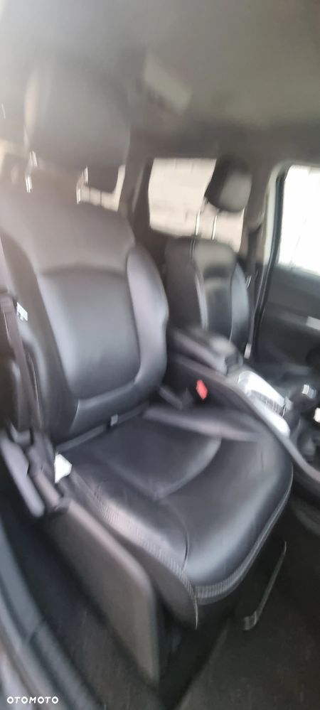 Fiat Freemont 2.0 Multijet Lounge AWD - 17