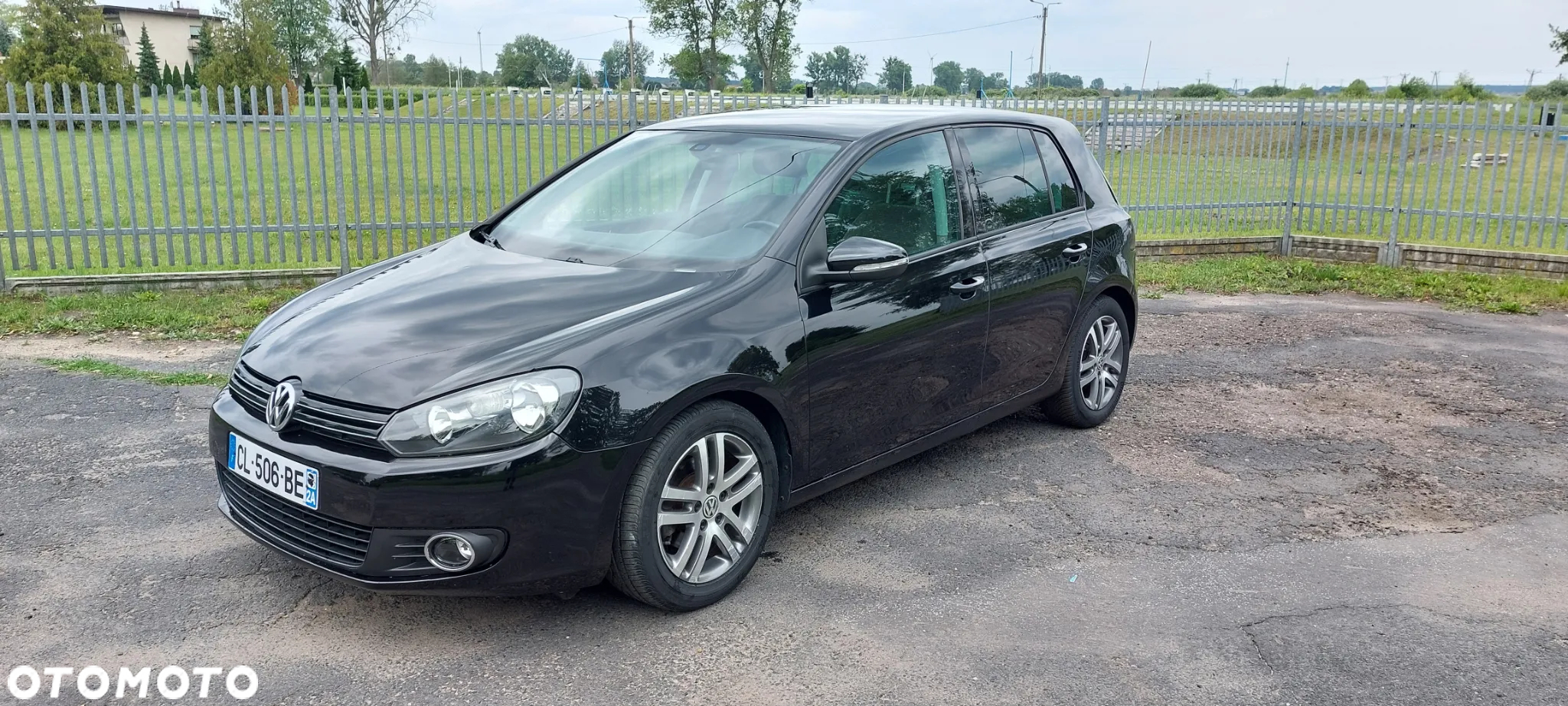 Volkswagen Golf - 2