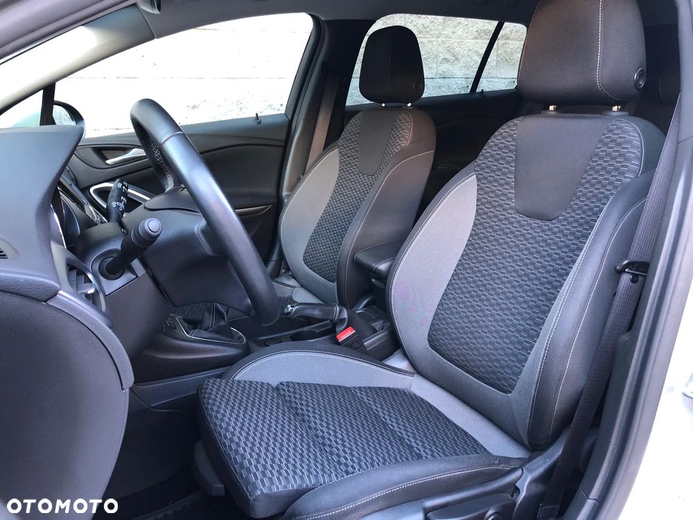 Opel Astra 1.5 CDTI Elegance S&S - 19