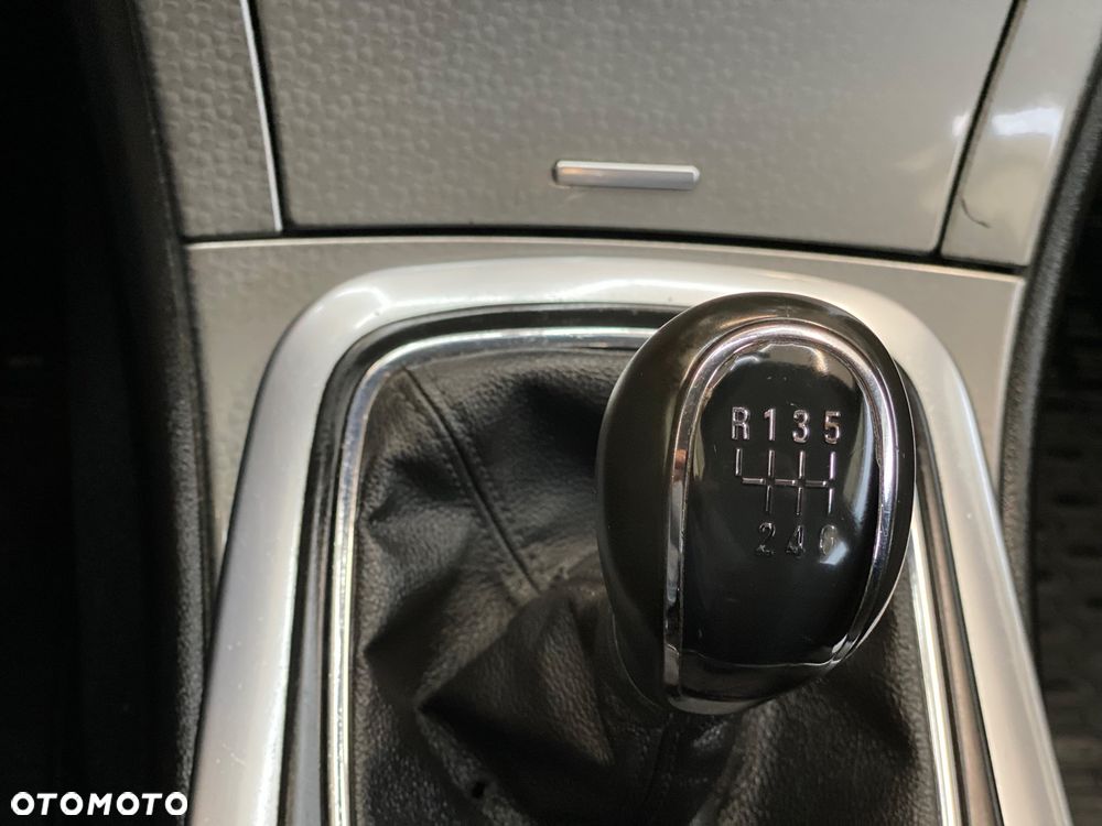Opel Insignia 2.0 CDTI Active - 27