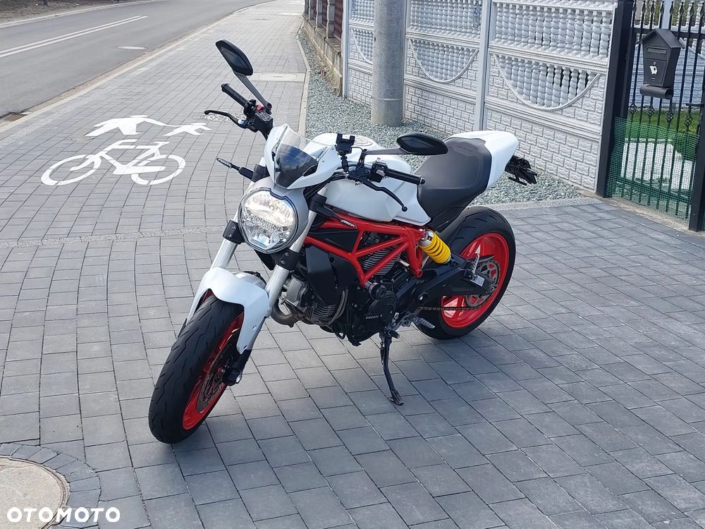 Ducati Monster - 31