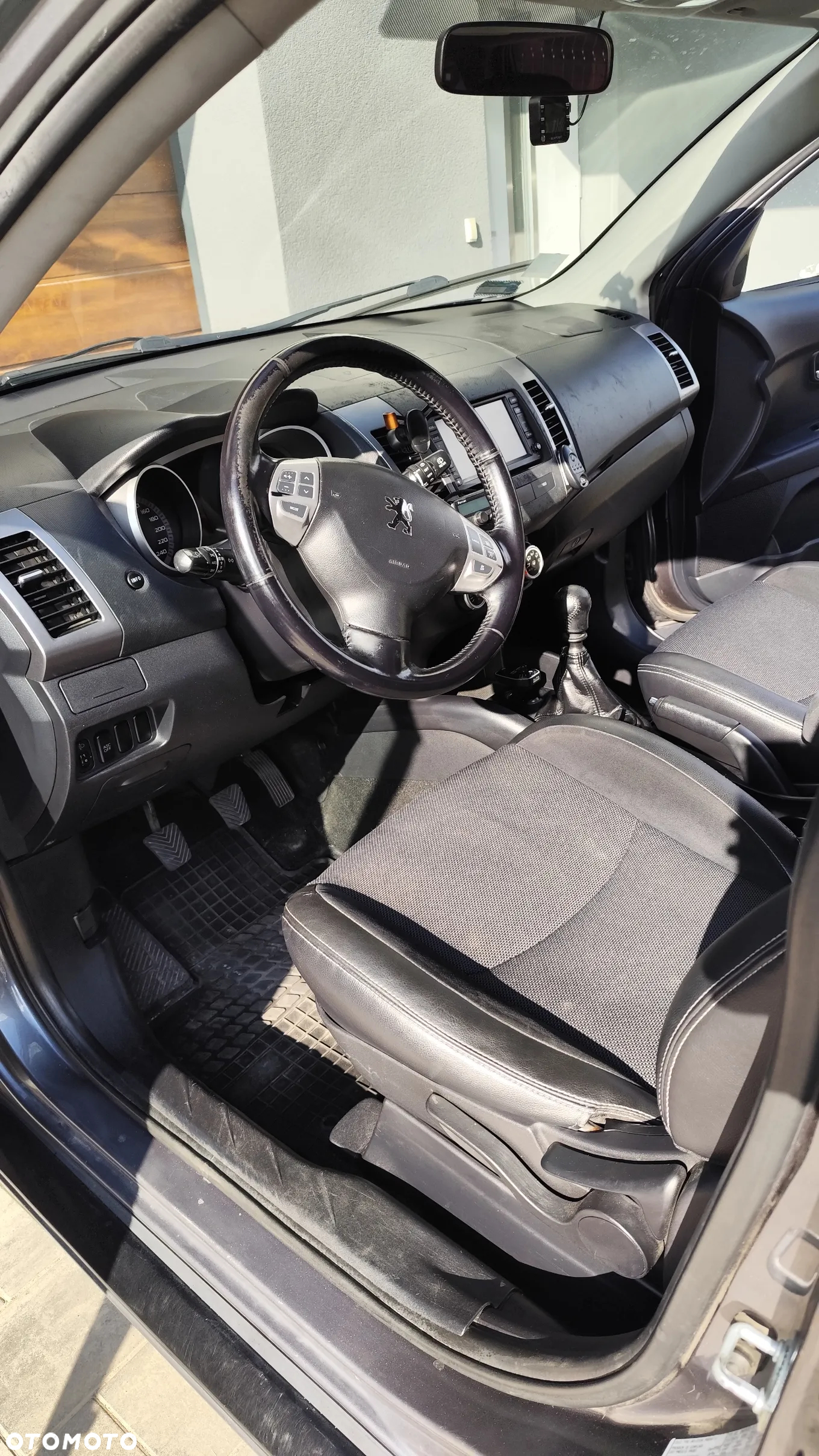 Peugeot 4007 2.2HDi Platinum - 8