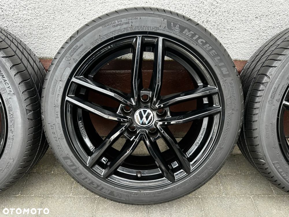 225 45 17 / Seat Leon VW Golf Caddy Touran Passat Skoda Octavia / 5x112 POLECAM 5G0 - 5