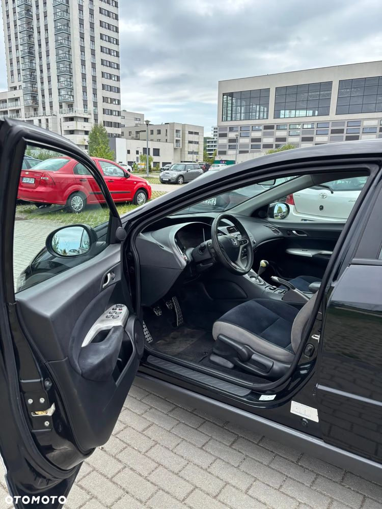 Honda Civic 1.8 Comfort - 9